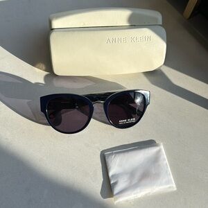 New dark blue frame Anne Klein sunglasses+ leather travel box